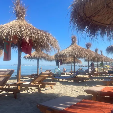 Apartman Mali I Robit